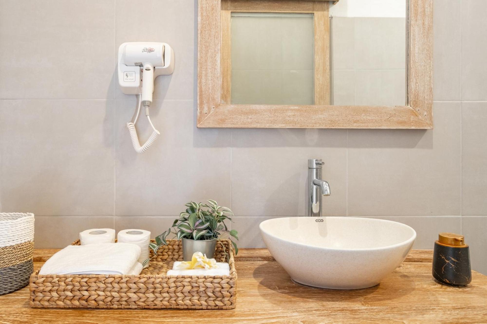 ☆ Villa Larissa ☆ Seminyak 2Br Pool Kuta Petitenget Kültér fotó